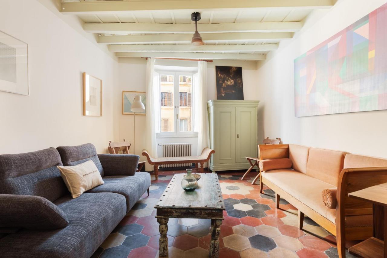 Charming Design In Monti Rom