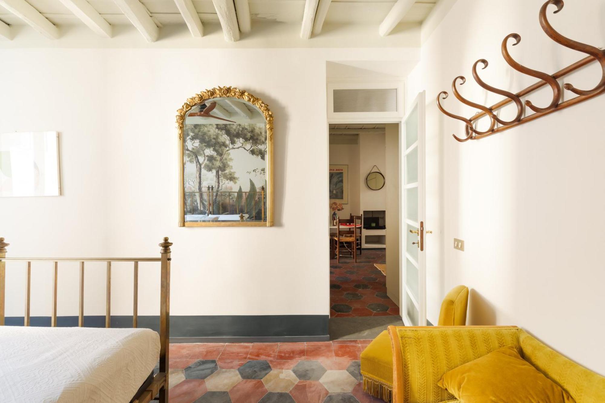 Apartment Charming Design In Monti Rom